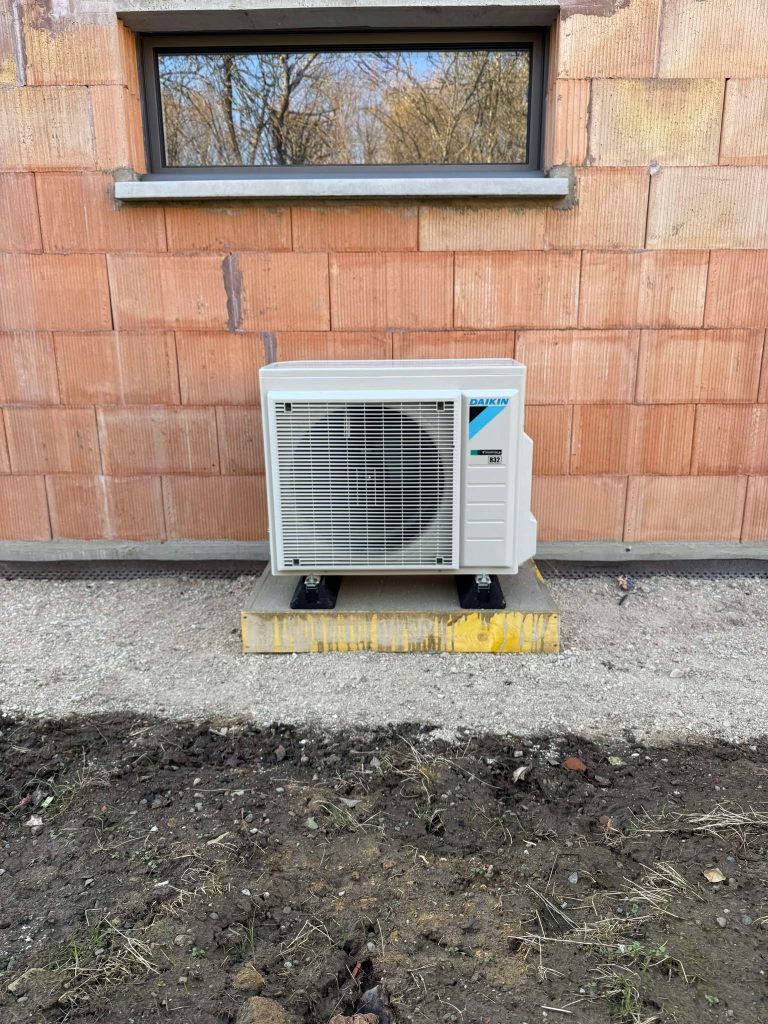 Chauffagiste Belfort Montbeliard Installation de PAC Daikin a Brognard 2